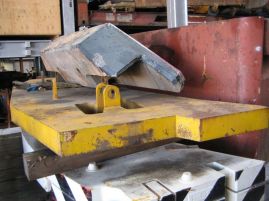 Grove AT 880 counterweight