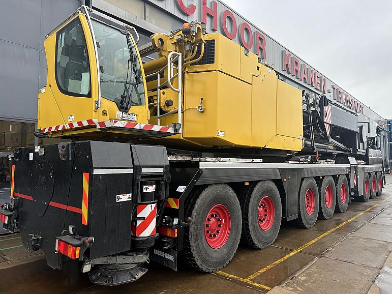 Liebherr LTM 1650-8.1